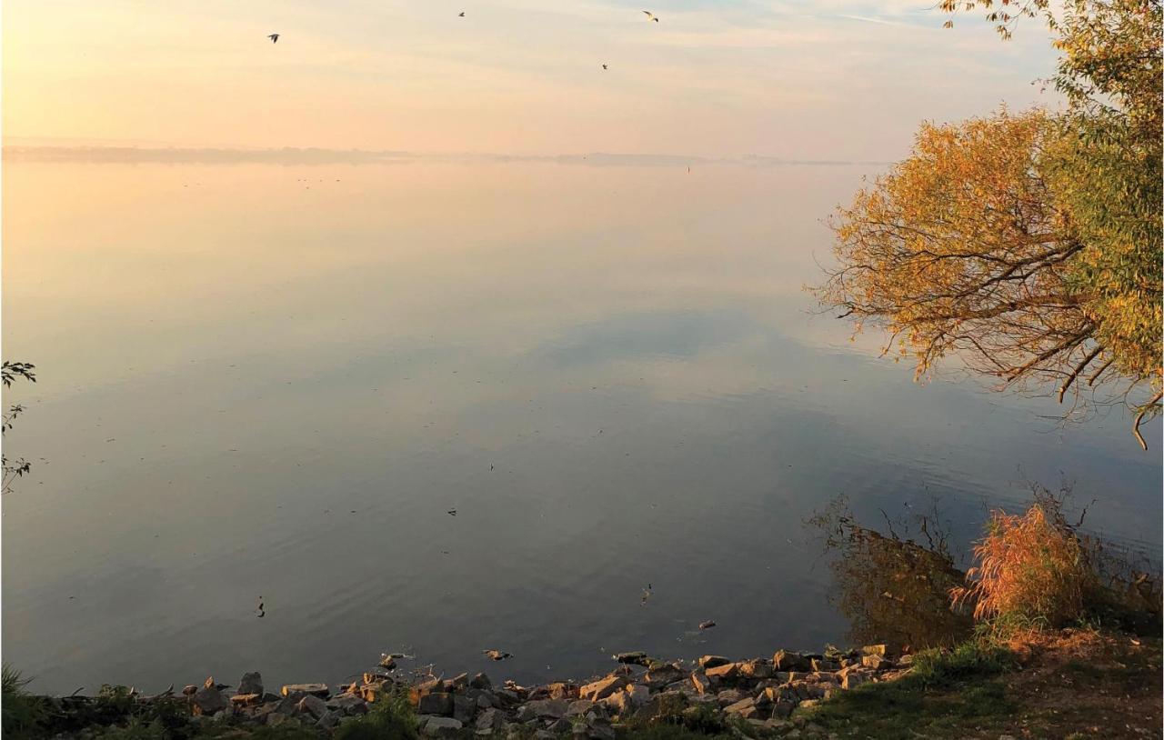 Cozy Home In Lembruch-Duemmer See With Wifi 外观 照片
